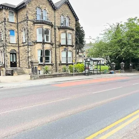 Apartmán 2 Bed Ground Floor Apartment, Sleeps 4 With Free Parking Harrogate